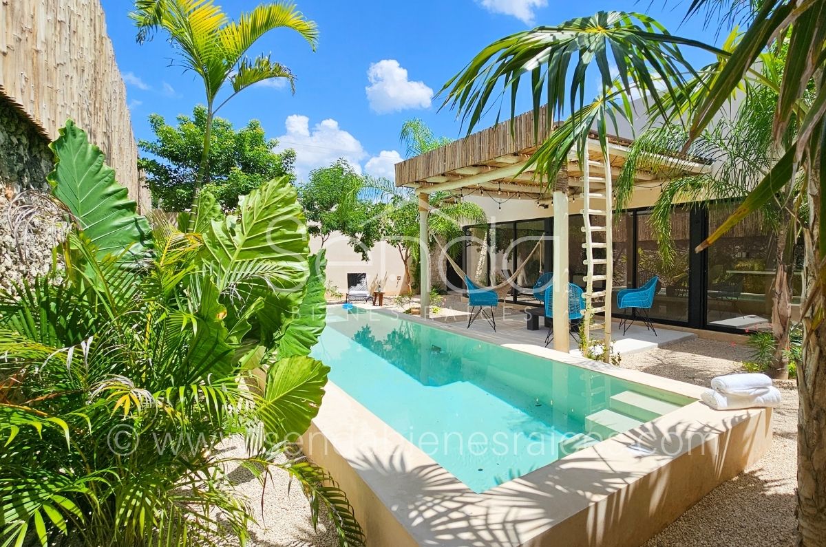 1700-Casa-Tiki-Tiki-en-venta-de-una-planta-en-Cholul-Merida-modelo-B-con-alberca (21).jpg
